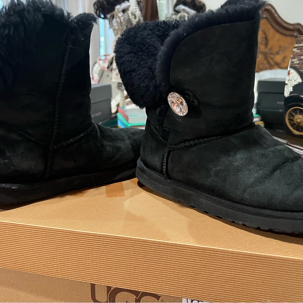 Uggs Bailey Bling Boot Size 8
